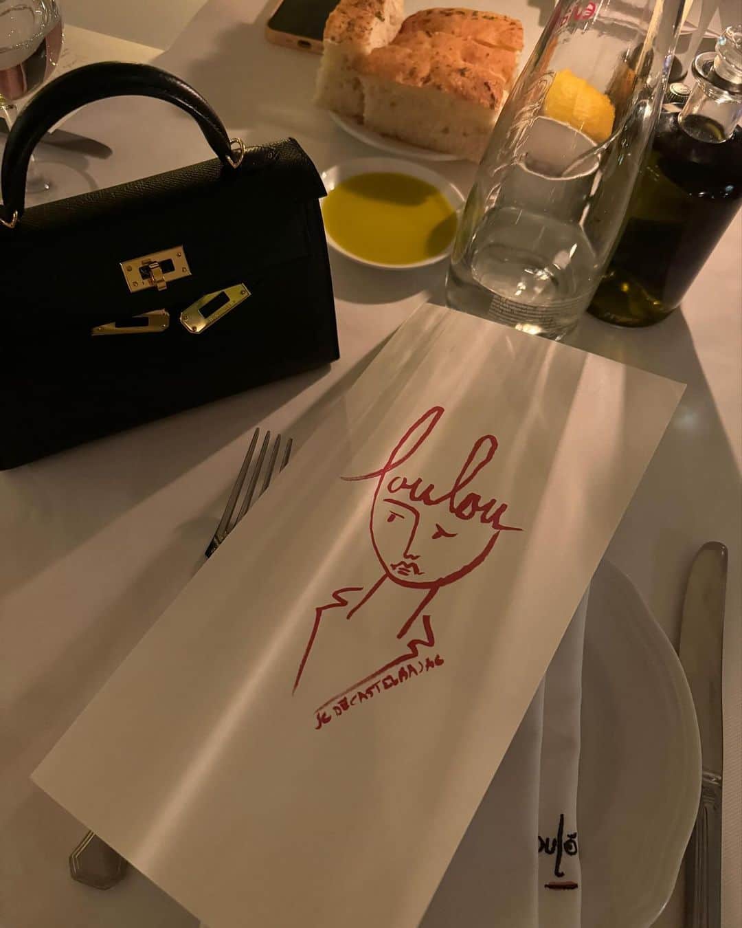 Marianna Hewittのインスタグラム：「food dump — Paris edition  • Loulou  • l’avenue • caviar kaspia • diep • cafe kitsune • Relais de l'Entrecôte • Ralph’s」