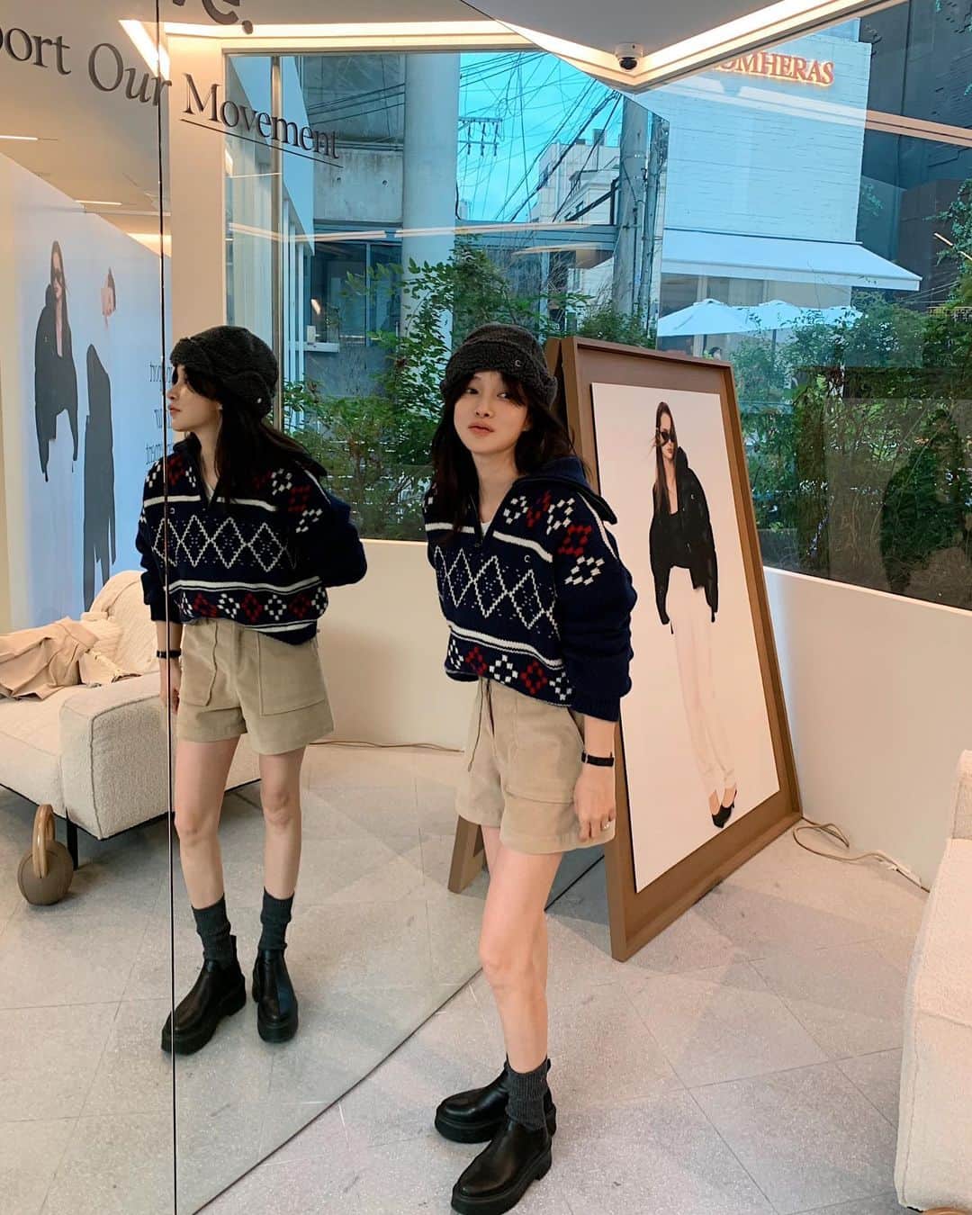 nanaのインスタグラム：「왜 다 예쁘고 난리인지 주혀나 말좀 해볼래?」