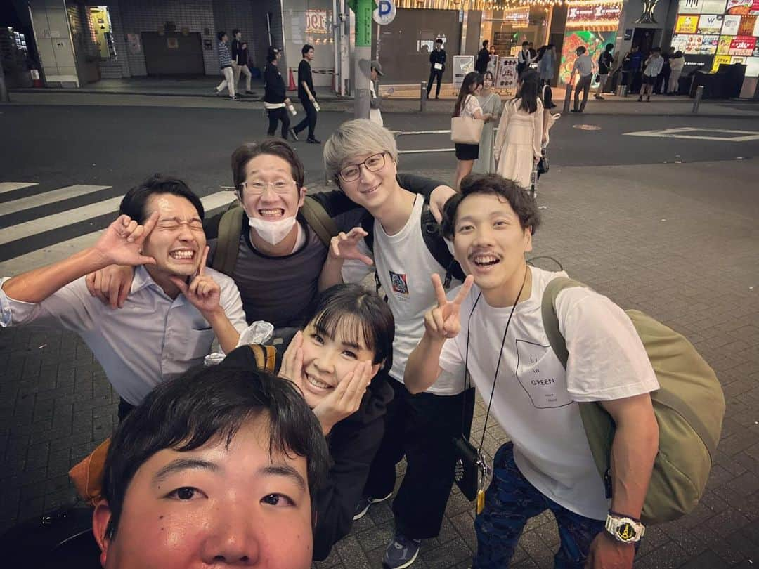 ななえ（キラキラ関係）さんのインスタグラム写真 - (ななえ（キラキラ関係）Instagram)「最近の飲み会🍻 社員さんとかマネージャーさんのお顔って隠した方がええのかな？🦑  いや…あんたら全員地獄の道連れや…！  #シカゴ実業　さん #セッツァー #スロッピ #スカイサーキット #10億円」10月18日 0時57分 - nanchan0601