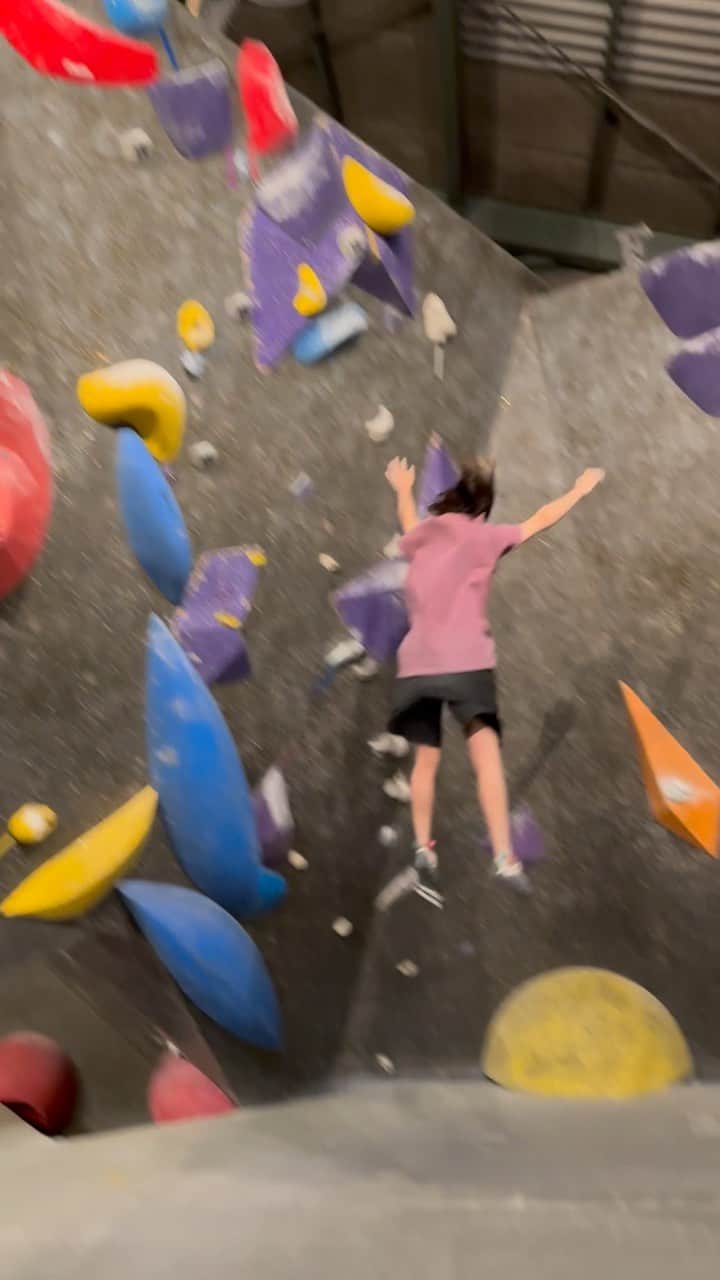 坂井絢音のグルメインスタ