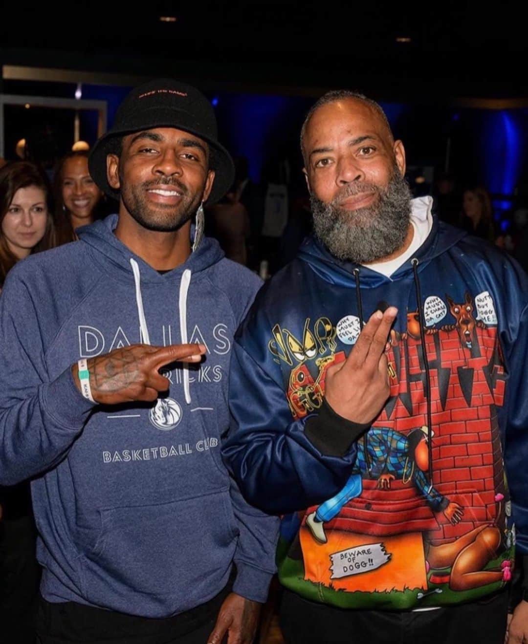 スヌープ・ドッグのインスタグラム：「@kyrieirving  @c.d.o.c 🐾🔥💪🏾👏🏿👏🏿👏🏿🎤」