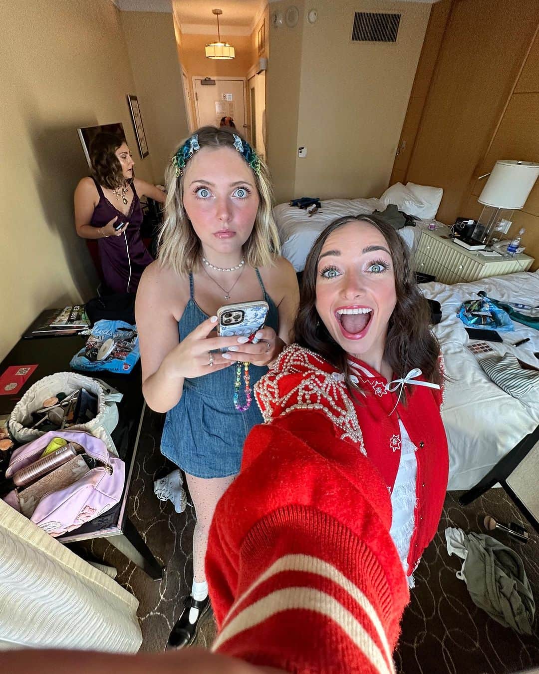 Brooklyn and Baileyのインスタグラム：「Randoms from the past few weeks ❤️」