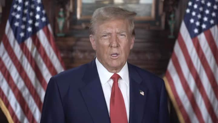 ドナルド・トランプのインスタグラム：「By any other Judge in New York, the trial brought by the Corrupt and Racist A.G., Peekaboo James, would be dismissed and over. This case should never have been allowed to be brought - I have NO RIGHTS, & DON’T EVEN GET, UNDER ANY CIRCUMSTANCES, A JURY. Peekaboo has misrepresented values to the judge, like Mar-a-Lago being worth only $18,000,99. I am worth much more than my Financial Statements, so there can be NO FRAUD! I have a 100% Disclaimer Clause, so again, there can be NO FRAUD! This trial is an Election Interference Witch Hunt, and everybody knows it. New York State should intercede and stop this total travesty of Justice.」