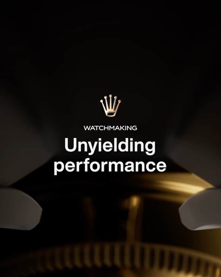 rolexのインスタグラム：「This is our signature Oysterflex bracelet, introduced in 2015 on the Yacht-Master 37. Its unfailing resistance is the product of two supple metal blades, overmoulded with a high-performance elastomer. It combines robustness and flexibility to reach unparalleled levels of comfort. The Oysterflex is further proof that our expertise in watch straps and bracelets is one we cherish just as much as the craftmanship that goes into creating our movements. After all, how could our watches defy time itself without their bracelets being able to resist it? #Rolex #Watchmaking #Perpetual For more details about this see the link in the profile.」