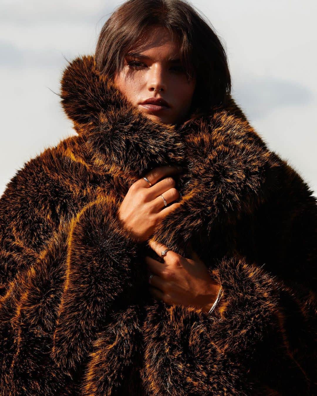 トップショップのインスタグラム：「Wrap up, it’s cold outside.  Faux fur coat [131240434]」