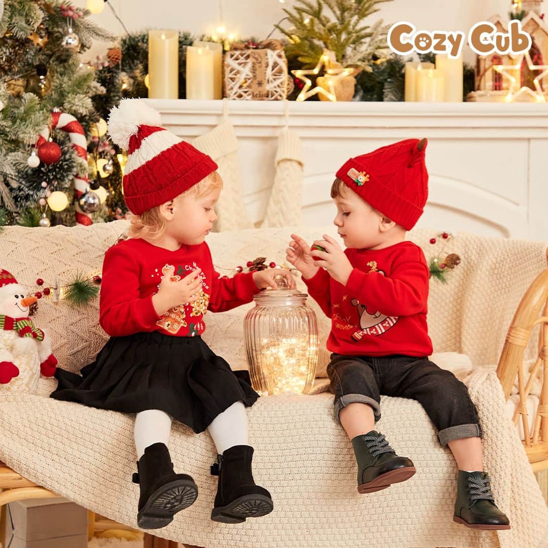 SHEINのインスタグラム：「Already planning the details (can you blame us?) 🎄❄️ Which fits will compliment your cubs' holiday vibe? 🎅  🔗:https://shein.shop/i56qeb5  #SHEIN #SHEINKIDS #SHEINCozyCub」