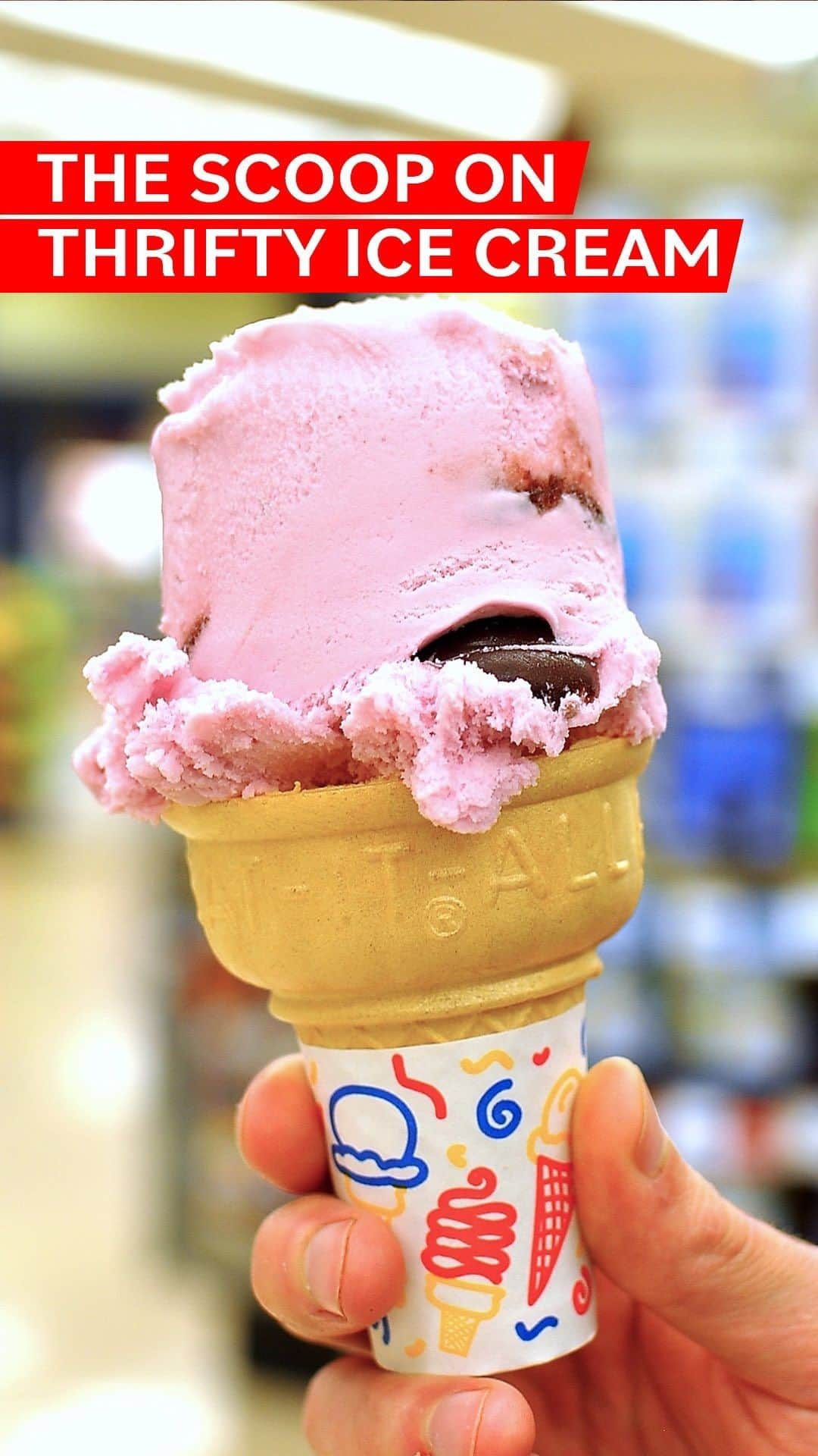 Eater LAのインスタグラム：「Eating ice cream is a year-round pastime for Southern Californians, and the affordability and convenience of Thrifty Ice Cream has made it a local favorite for more than 80 years. Not only does a scoop of rocky road atop a sugar cone hit the spot every time, but it brings a sense of nostalgia to those who grew up with Thrifty. Located less than 20 miles east of Downtown Los Angeles in El Monte, only a short drive (and a few bucks!) stand between Angelenos and an amply satisfying cone.  Tap the link in bio to read more about what goes on behind the notoriously secretive factory walls of this LA ice cream factory from Eater LA senior editor Cathy Chaplin (@gastronomyblog).  — Video Description: a tour of the Thrifty Ice Cream Factory. Various shots of the machinery being used to package, store, and ship ice cream. Cathy Chaplin narrates the process.」