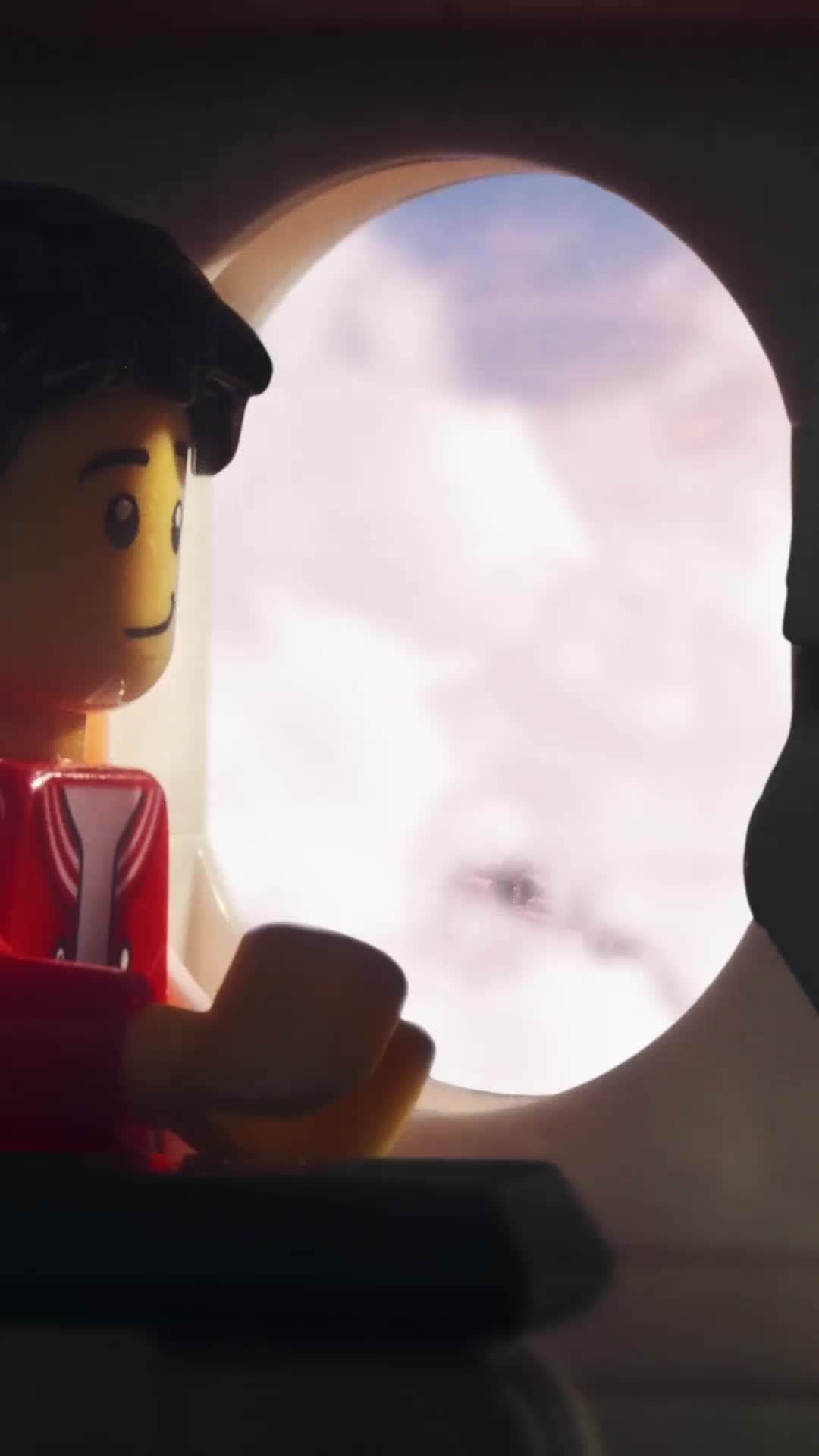 のインスタグラム：「Airplane views are the best. 👽✈️  #ViewFromMyWindow #LEGO」