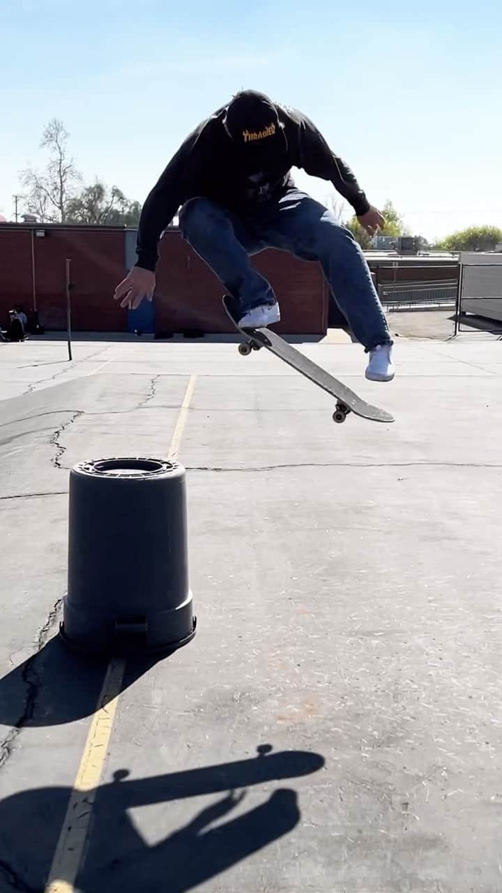 シェーン・オニールのインスタグラム：「❤️‍🔥 @thrashermag ❤️‍🔥」