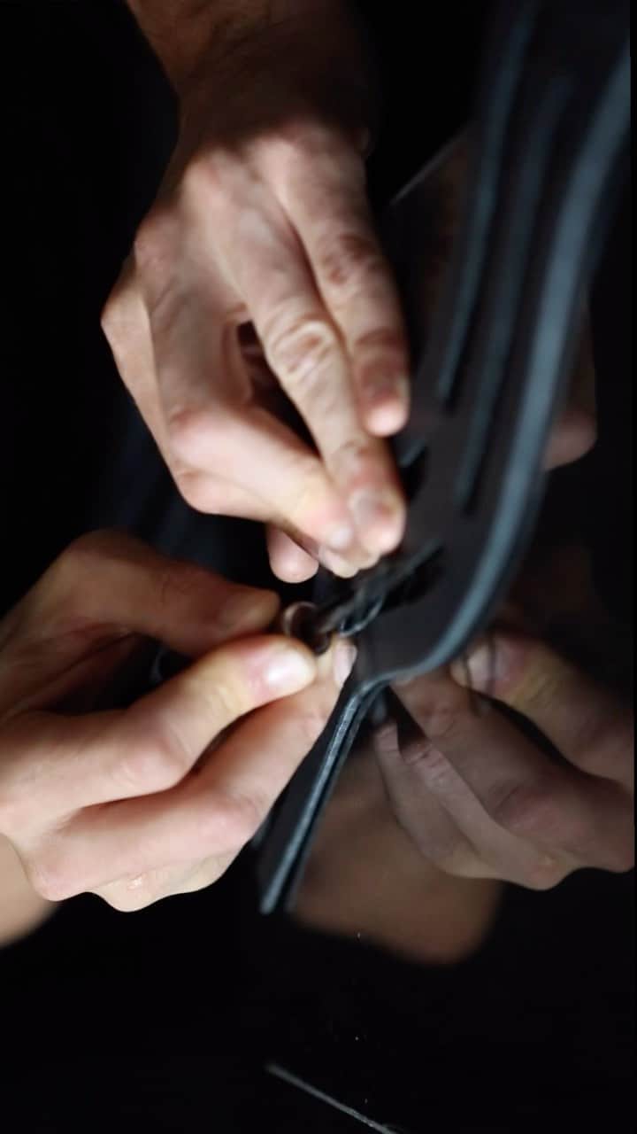 のインスタグラム：「Handmade to order at our London atelier, explore fleetilya.com」
