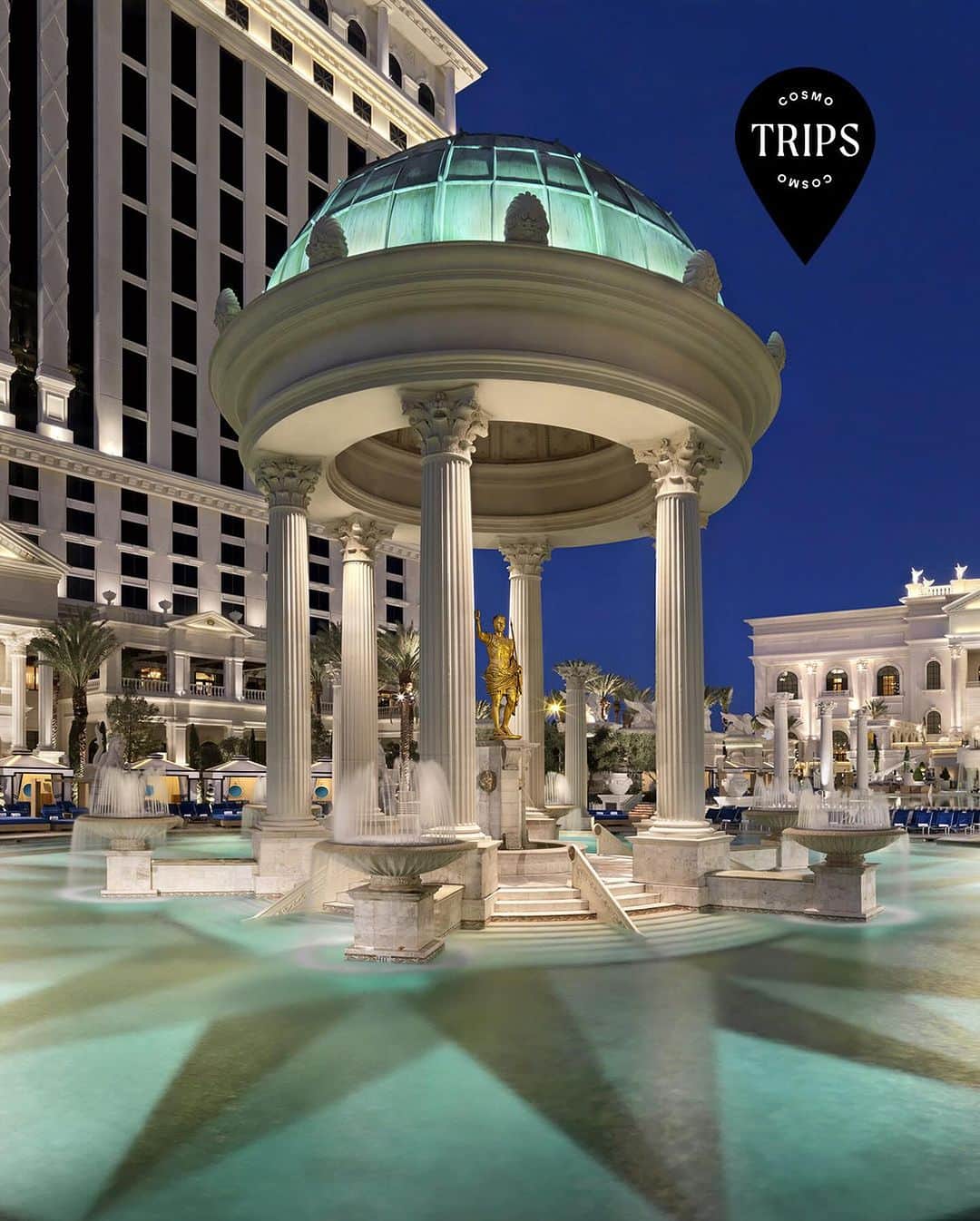 Cosmopolitanさんのインスタグラム写真 - (CosmopolitanInstagram)「Yeah, you're going to want to do Vegas for your bachelorette (trust me, it’s a classic for a reason.) At the link in bio, we're walking you through exactly what you need to do/know/eat to have the best time celebrating love in the marriage capital of the world. 🎲🎰✨ #CosmoTrips」10月18日 4時28分 - cosmopolitan
