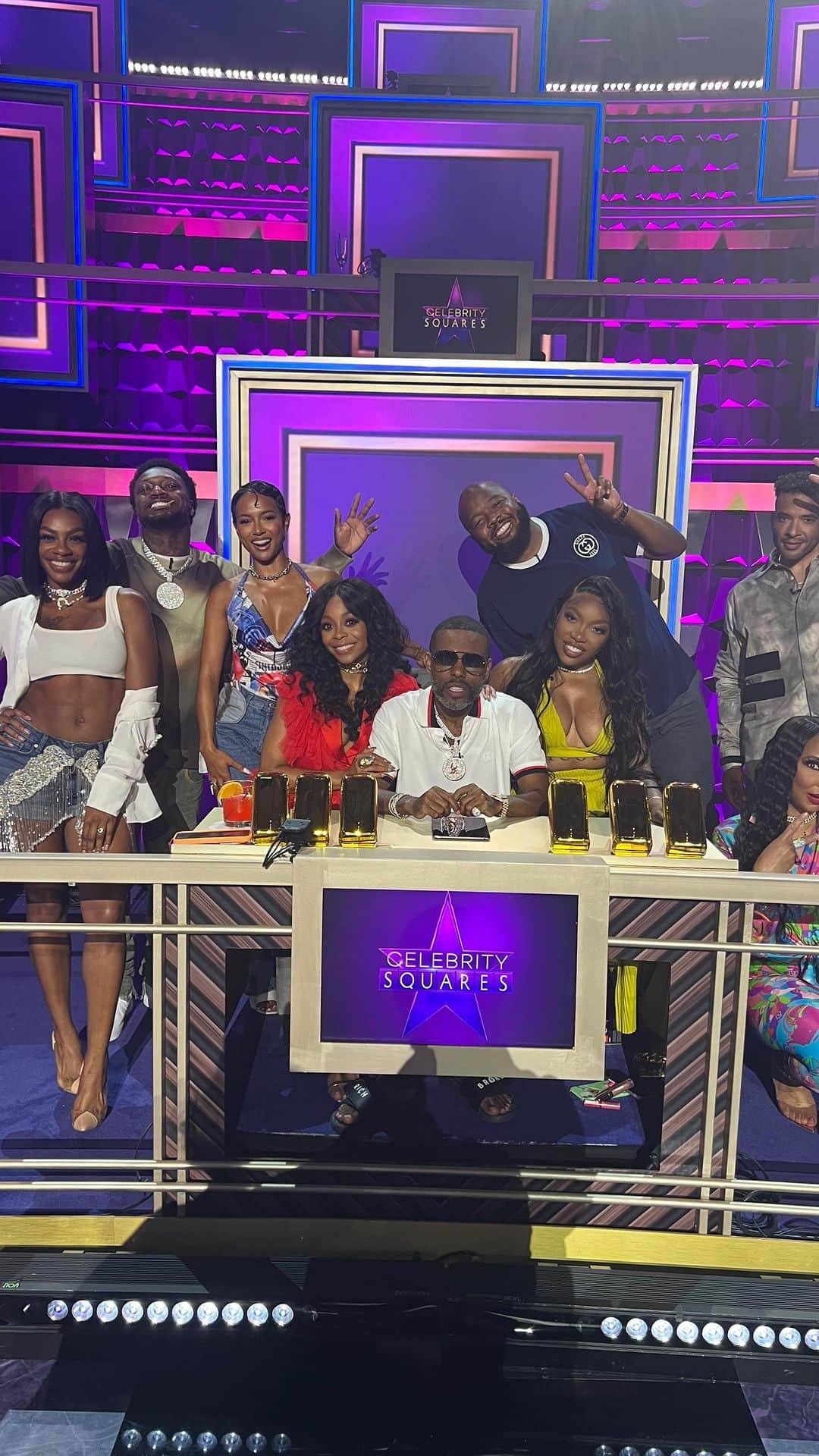ブレシャ・ウェッブのインスタグラム：「Watch #CelebritySquares TONIGHT on @vh1 8pm. You don’t want to miss this! It was like being in fun detention with all your friends 🤣🤣🤣」