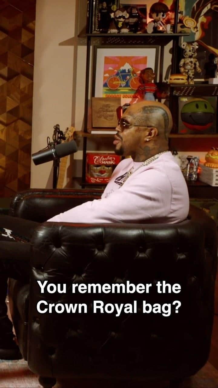 ジョエル・マッデンのインスタグラム：「ARTIST FRIENDLY OUT NOW - this week I talk to my friend @djpaulkom of @three6mafia talking everything from their early days in hip hop, the music industry, touring with @therealicp, where he keeps his Oscar and more 🤘🏆 Listen on @spotifypodcasts or @applepodcasts WATCH on @veeps 🤘LINK IN BIO 🤘#podcast #hiphop #rockmusic #musicinterview #oscars #crownroyal #three6mafia #hypnotizeminds #djpaul #goodcharlotte」