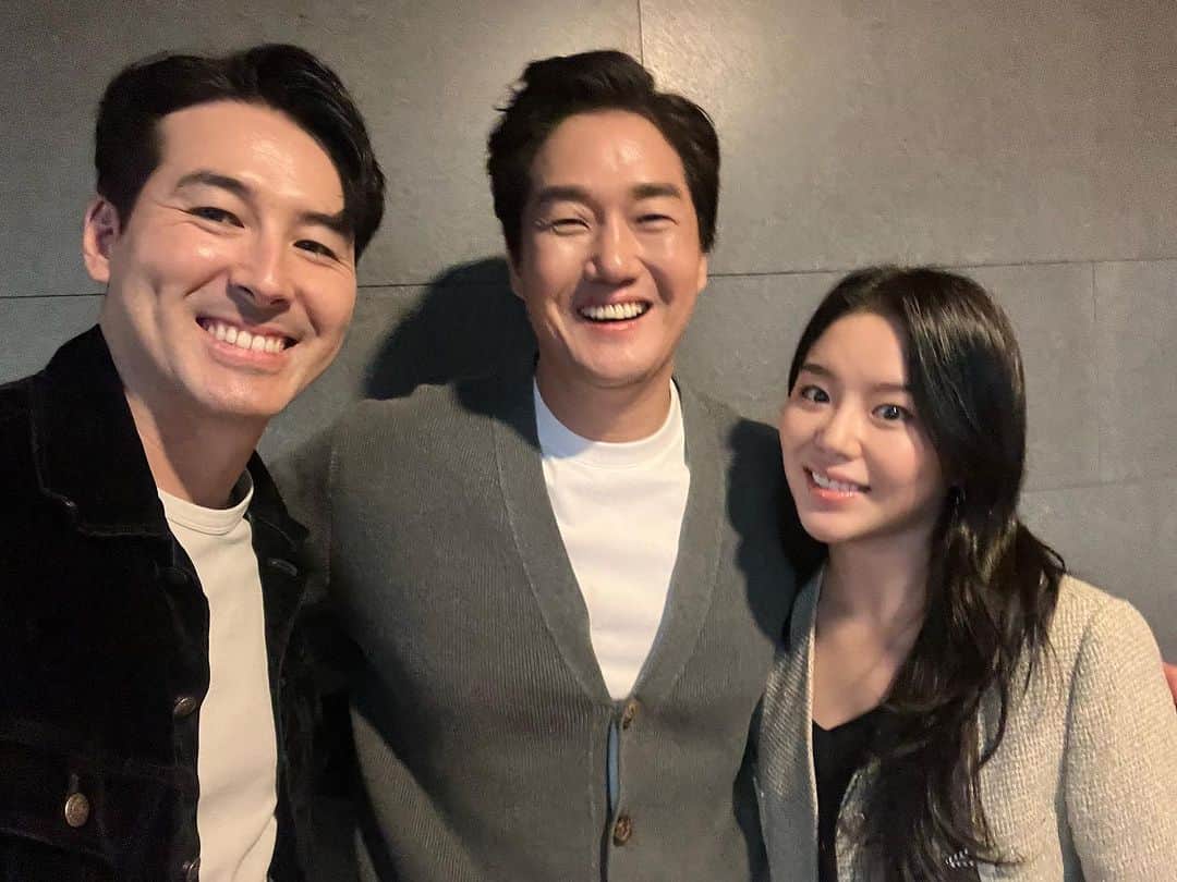 ショーン・リチャード・デュレイクのインスタグラム：「“Talk to Her” screening at the Busan Film Festival Thank you to everyone who came to support! ”톡투허“ 시사회 at 부산영화제  응원하러 와주신 분들에게 고맙습니다!」