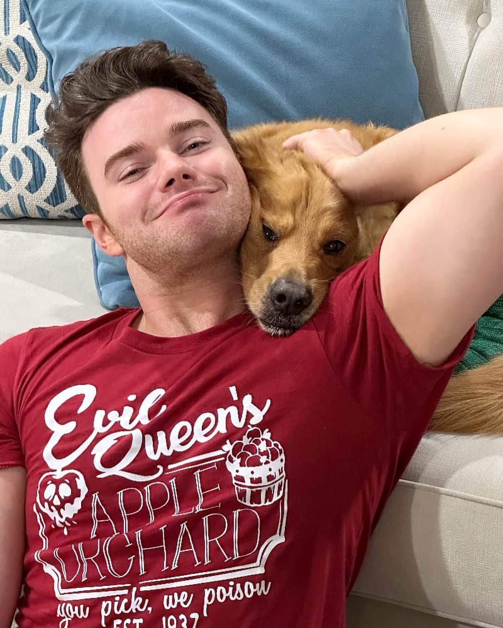 クリス・コルファーのインスタグラム：「This guy has a big surgery today. Please wish him well! 🥰❤️」