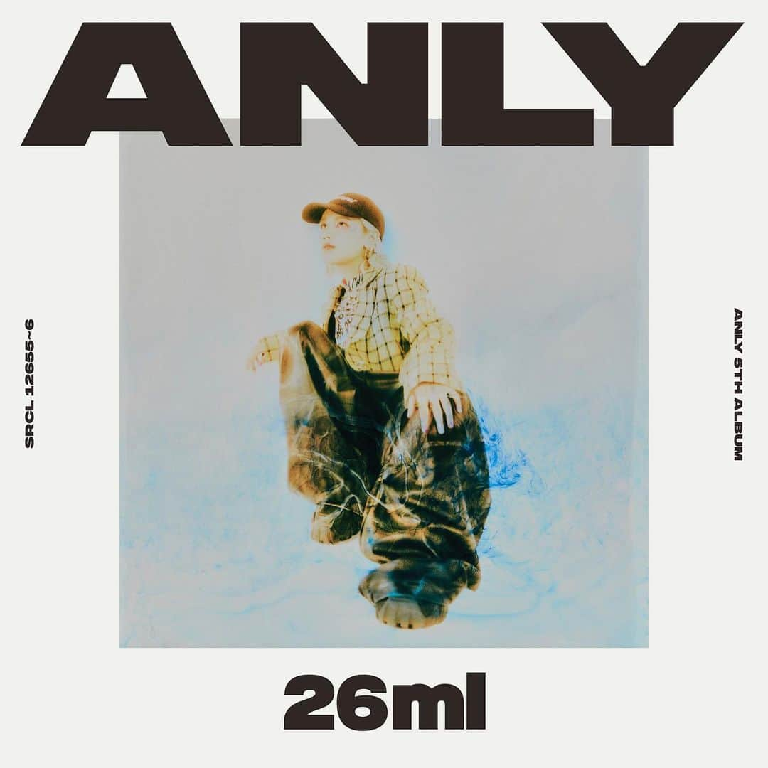 Anlyさんのインスタグラム写真 - (AnlyInstagram)「Anly 5th album『26ml』 🍸Artwork🍸  Director／Photographer @seiyafujii (W) Photographer Assistant Mitsuki Takahashi Art Director @a.kurono (klone) Design SAHO ISHII (MARIAH) Hair&Makeup Megumi Kuji @megumikuji_luckhair Production Manager Ayana Tamimori (SEIYA FUJII) Stylist Takaaki Uchida @uchi_daxx Stylist Assistant Ayuka Sasaki Liquid Artist Atsushi Harata @atsushiharata」10月18日 9時29分 - anly_singer