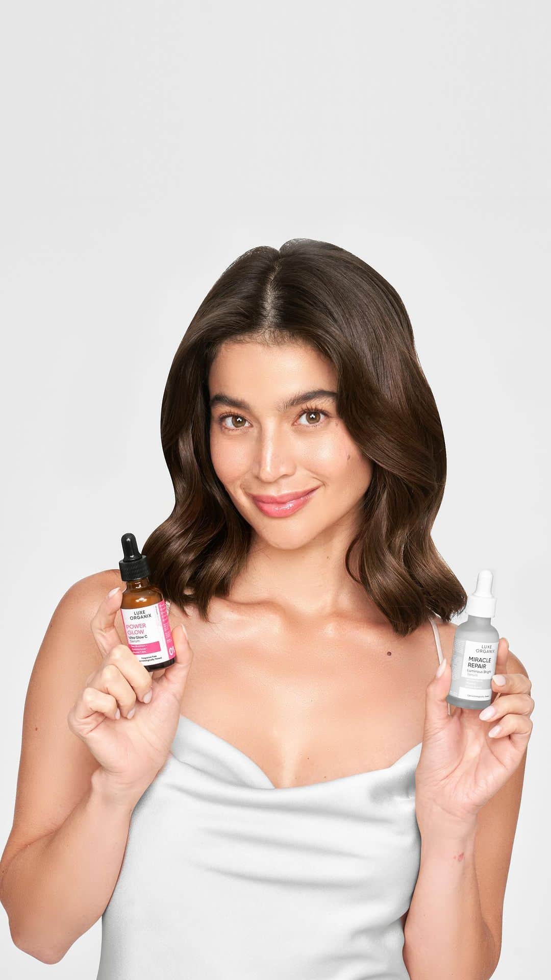 アン・カーティスのインスタグラム：「Unlock the secret to radiant skin with serum layering.  @luxeorganixph @watsonsph @shopsmofficial」