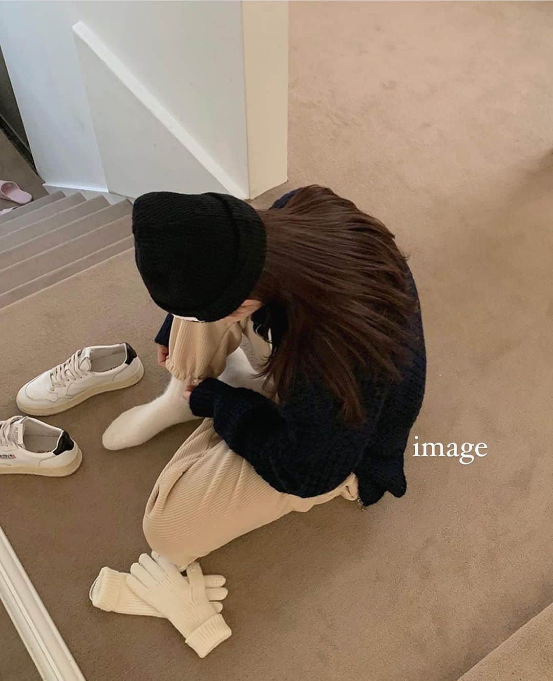 古賀美紀のインスタグラム：「※バングカット、バングカット顔まわり単品メニューは DMからのご予約になります✂︎  希望のお日にち時間帯、フルネーム、お電話番号記入📝  20日(金) 12:00/12:30/13:00 16:00」