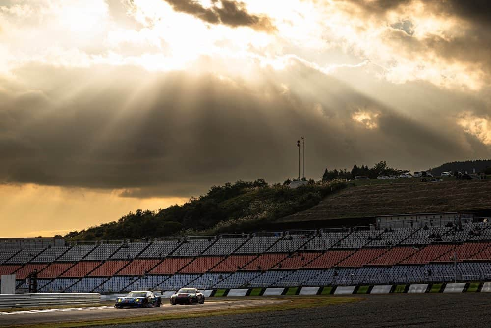 井口卓人さんのインスタグラム写真 - (井口卓人Instagram)「【Race Photo】2023 SuperGT Round,7 AUTOPOLIS 450km Race Photo. 10月14-15日にオートポリスで開催されたスーパーGT第7戦の写真です📷 @masudakazuhisa_photographer #SUBARU #BRZ #GT300」10月18日 10時35分 - takutoiguchi