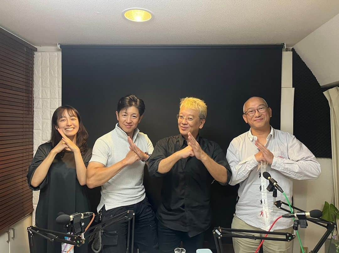 及川奈央さんのインスタグラム写真 - (及川奈央Instagram)「昨日は #TokyoStarRadio #おめおじゃ の収録でした。 11月のマンスリーゲストには #和田圭市 さんをお招きしました。  #ダイレンジャー のお話はもちろん、沢山の楽しいお話を伺えて笑いの絶えない収録になりました。 毎週木曜日23時から放送です。  #リスラジ からお聞きいただけます。是非お楽しみに！   #NewJack拓郎 さん  #ヲタクのヤマちゃん   #及川奈央」10月18日 11時14分 - naooikawa