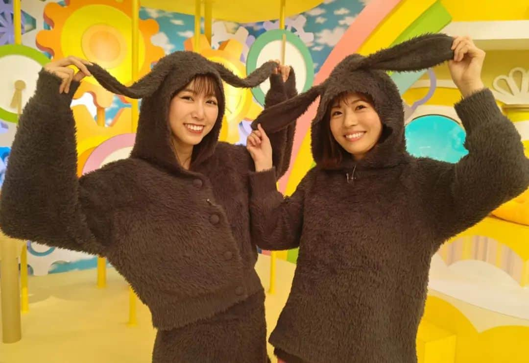 北海道テレビ「イチオシ！モーニング」さんのインスタグラム写真 - (北海道テレビ「イチオシ！モーニング」Instagram)「朝からキュートな笑顔を たくさんありがとうございました‼️  10/18（水）の #イチモニ は約１年ぶり 女子 #やり投 #陸上世界選手権  #ダイヤモンドリーグ #金メダル の  #北口榛花 選手に スタジオ生出演していただきました🎉  番組が勝手に…ですが毎日  #きょうのhappy でお世話になっている ニイナ・ゲイトさんに北口選手を占ってもらいました💫  #オリンピックは通過点  #来年は運が味方してくれる  とパリ五輪に向けて良い結果が出ましたよ🎶  番組終了後には…  #ハッシュたぐち と一緒に #ハッシュきたぐち ポーズまで🥹  番組ではこれからも北口選手の 活躍をお伝えしていきます✨」10月18日 12時17分 - htb_ichimoni