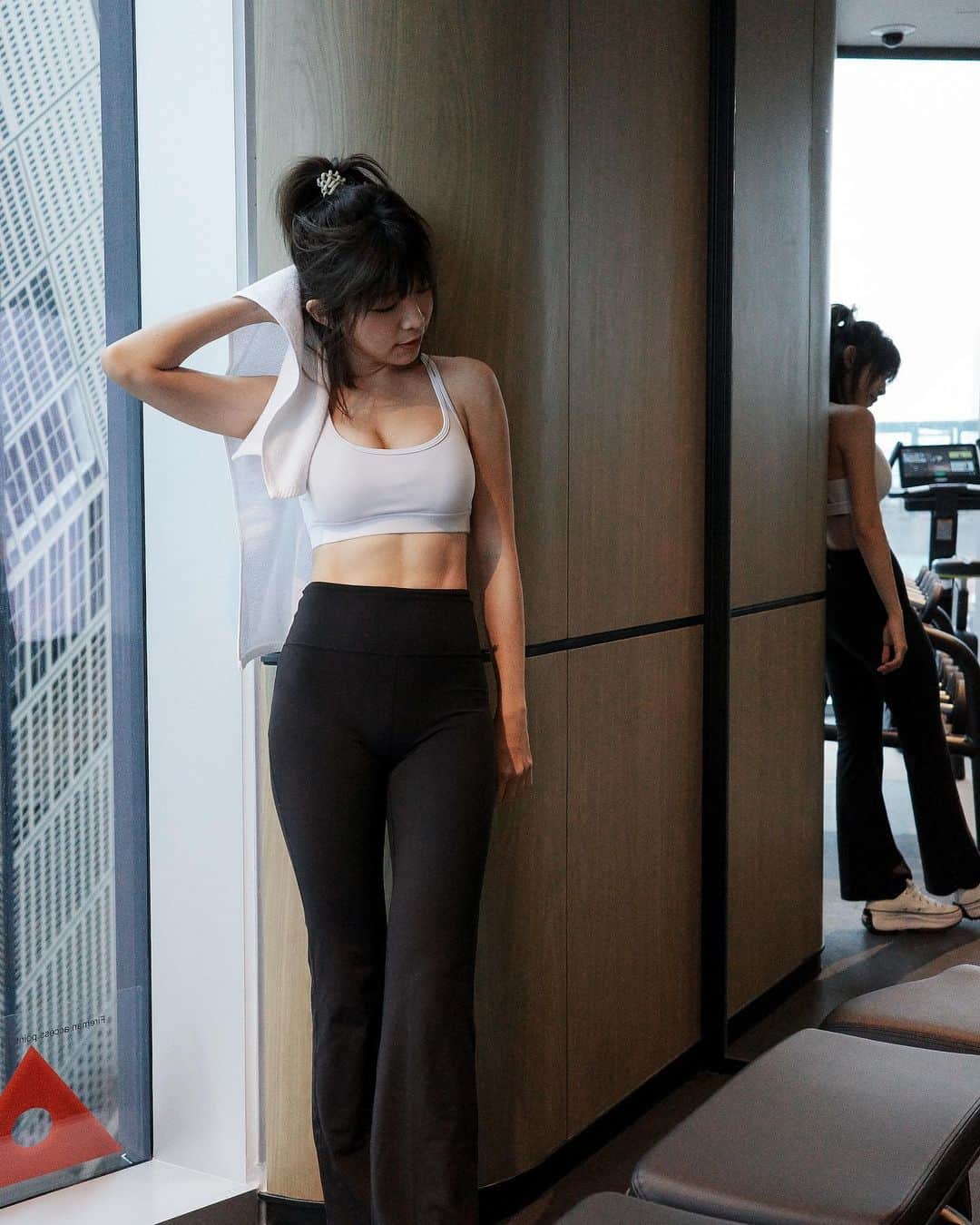 Miko Wongのインスタグラム：「澳門拍攝旅遊節目DAY 13 🇲🇴🎬  Nonstop eat eat eat  成功把自己從小豬吃成小胖豬🐷」