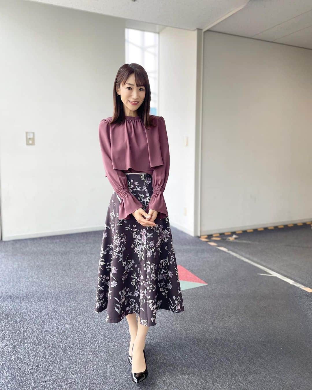 堂真理子さんのインスタグラム写真 - (堂真理子Instagram)「本日の衣装は、  ☆ブラウス,スカート… #proportionbodydressing  ☆アクセサリー… #ete  でした👗✨ ブラウスもすっかり秋色🍂素敵なデザインでした☺️  明日は朝7時〜アベモニ、よろしくお願いします✨   #大下容子ワイドスクランブル   #ワイドスクランブル  #ニュース  #テレビ朝日 #堂真理子 #アナウンサー #アナウンサー衣装 #番組衣装」10月18日 13時08分 - mariko_do