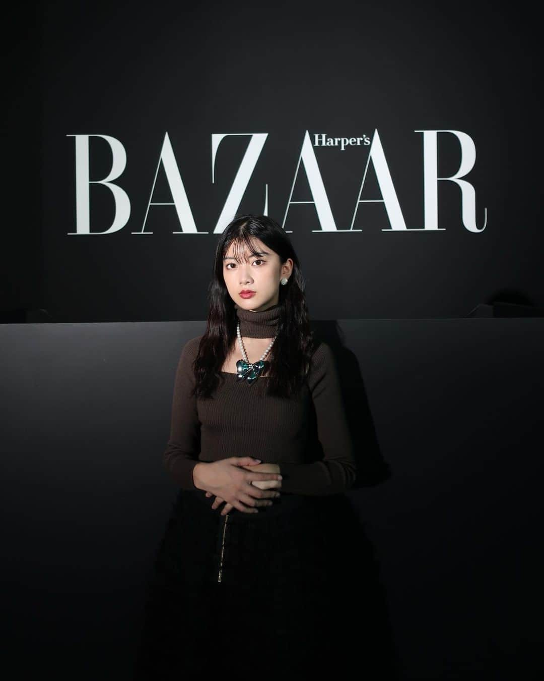 HITOMIのインスタグラム：「Harper‘s BAZAAR 10th Anniversary Event 素敵なセレブさんやモデルさんたちが華やかな衣装で漆黒のロングカーペットを歩く姿にとても感銘受けました。  @harpersbazaarjapan #HarpersBAZAAR #HarpersBAZAARjapan #Bazaarjapan10 #WOMENontheFrontier」