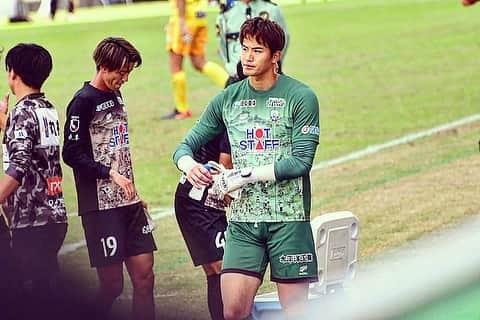 茂木秀さんのインスタグラム写真 - (茂木秀Instagram)「vs  FC大阪  やり続けるしか。それだけだと思います。 可能性がある限り、プライドもって覚悟決めてやりたいと思います。 #モギノシンジダイ」10月18日 13時46分 - mogishu_18