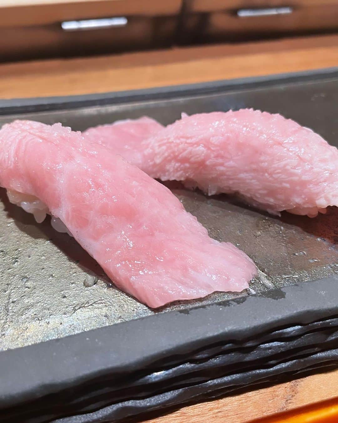 宮田麺児さんのインスタグラム写真 - (宮田麺児Instagram)「こんな　素敵な写真が撮れるまで　辿りつきました。 これからも行きます  #つけ麺 #麺屋テイガク #路地裏」10月18日 14時15分 - miyatamenji