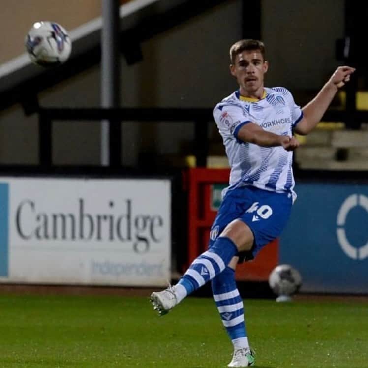 ジョン・テリーのインスタグラム：「Congratulations @frankieterry_ On making your debut for @colu_official last night. So proud of you mate 💙  This is just the start… 💭⚽️ Keep working hard and being the best you can be EVERY day.」