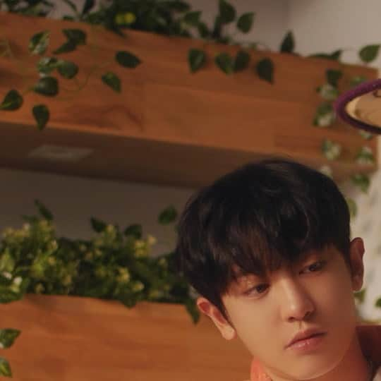 EXOのインスタグラム：「CHANYEOL 찬열 '그래도 돼 (Good Enough)' MV Teaser  https://youtu.be/PcTx0jv8ahg  ➫ 2023.10.20 6PM (KST)  #CHANYEOL #찬열 @real__pcy  #EXO #엑소 #weareoneEXO #그래도돼 #Good_Enough  #찬열_그래도돼」