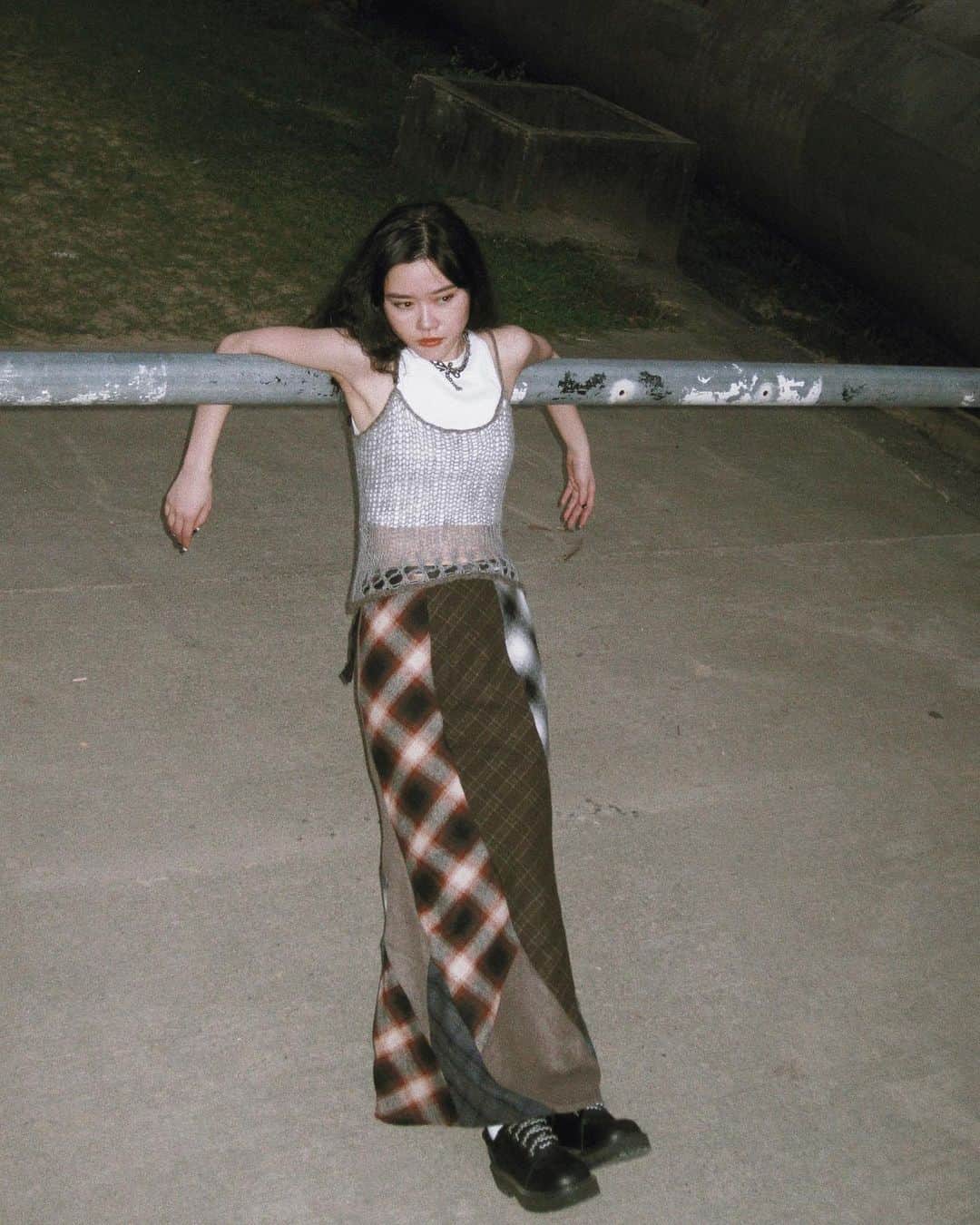 UNIFのインスタグラム：「@mikiiiiiiiiiwg 🖤🖤 Block Skirt and Netic Top」