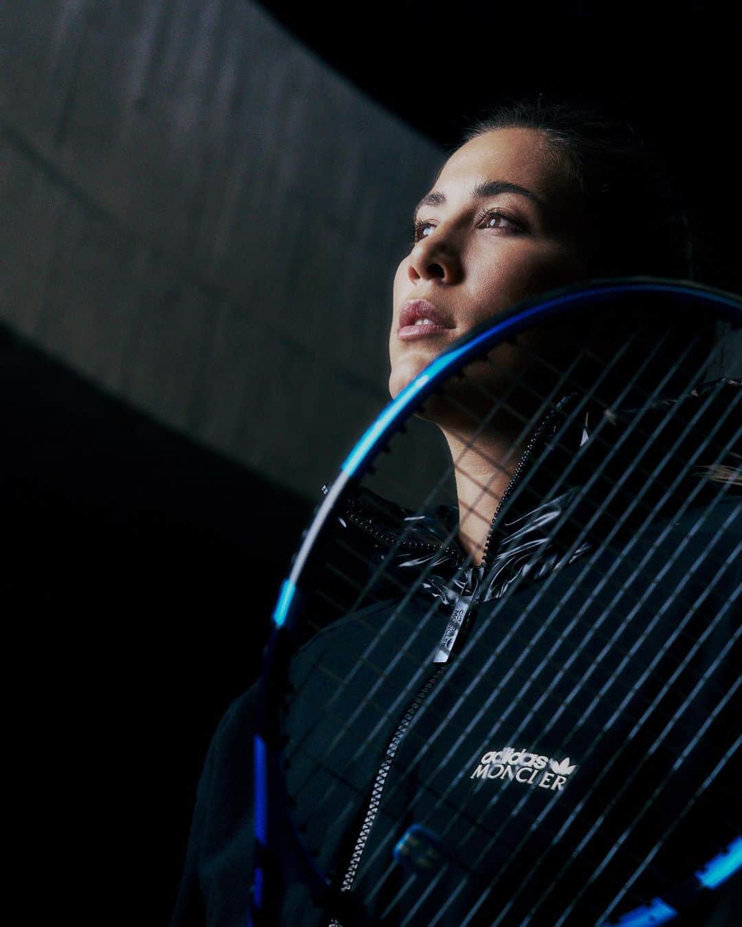 モンクレールのインスタグラム：「In the latest instalment of Moncler Curators, tennis champion Garbiñe Muguruza selects pieces from the Moncler x adidas Originals collection to take her from daybreak to dusk.  Discover Moncler Curators on moncler.com.  #MONCLERADIDASORIGINALS  #MONCLERGENIUS  @garbimuguruza」