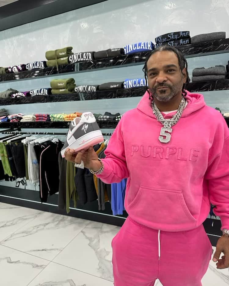 ファット・ジョーのインスタグラム：「Definitely a friend and Family @jimjonescapo TSAF1」