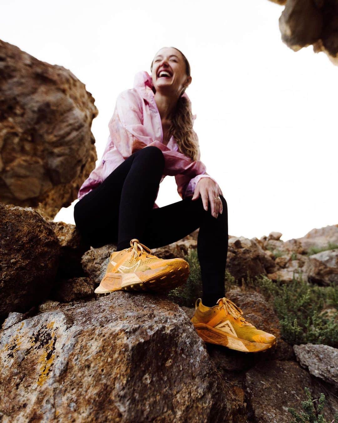 The Run Dept.のインスタグラム：「Women of the Wasatch is a Utah-based women's trail running group working to get more women into trail running. @campjewel is the Director of Operations and has helped grow the group to 700+ members.   “As a long distance runner, it's important to me to have a shoe that I'm comfortable and confident in to help reduce injury. My current favorite is the Nike Zegama—it is the perfect blend of comfort and grip for varied terrain.”  Have you tried the Zegama? 👀   📸: @mlauchert」