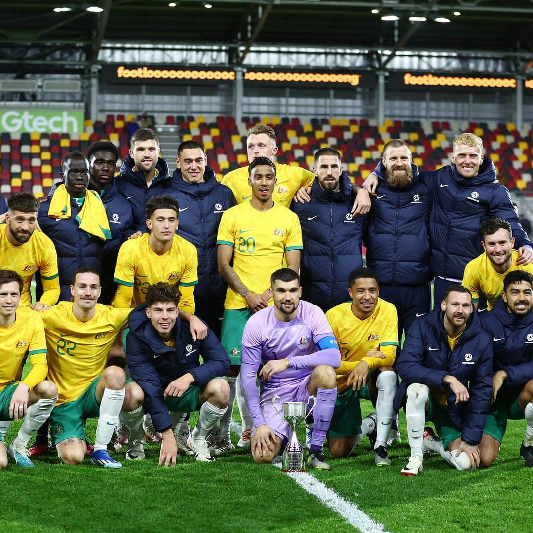 マシュー・ライアンさんのインスタグラム写真 - (マシュー・ライアンInstagram)「Good win to finish the camp heading into our qualifiers next month. Congratulations to the debutants and can never take for granted being involved with this team 🙏🏼🇦🇺」10月19日 1時03分 - matyryan