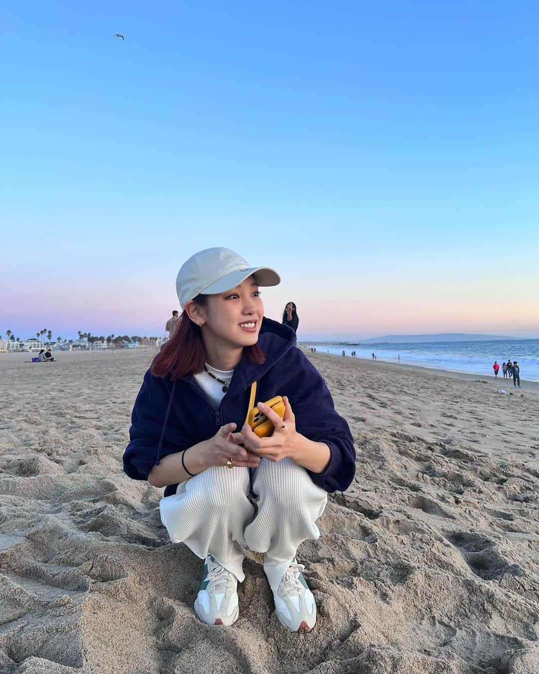 飯窪春菜さんのインスタグラム写真 - (飯窪春菜Instagram)「🌴  LAに来ています🇺🇸 これはVenice beachで見たとても綺麗な夕日！  #la #女子旅」10月18日 16時25分 - harunaiikubo_official
