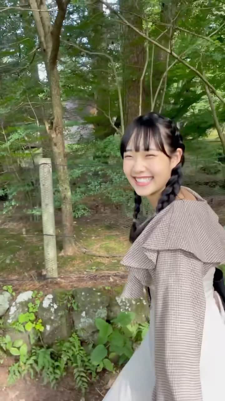 段原瑠々のインスタグラム：「るるりさち旅vlog第2弾🌳  りさち18歳のお誕生日おめでとう！！    #juicejuice #段原瑠々 #入江里咲」