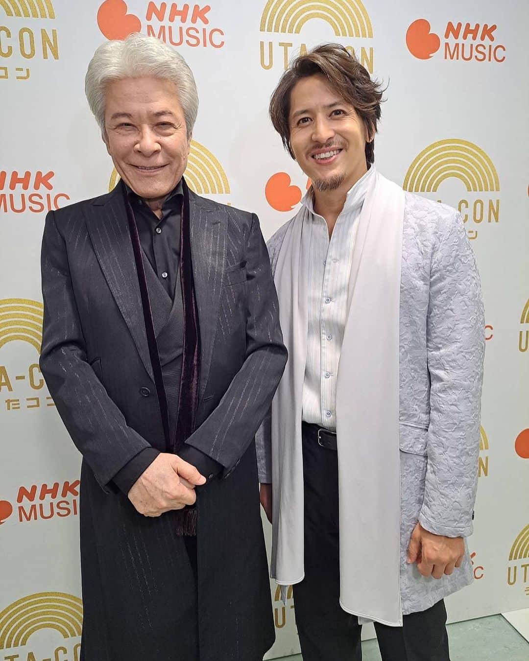 伊礼彼方のインスタグラム：「#うたコン 思い出。  日本ミュージカルを引っ張ってきた先輩たち。 そして元ベース弾きにとって偉大なる存在の亀田さん。 至福の時でした。」