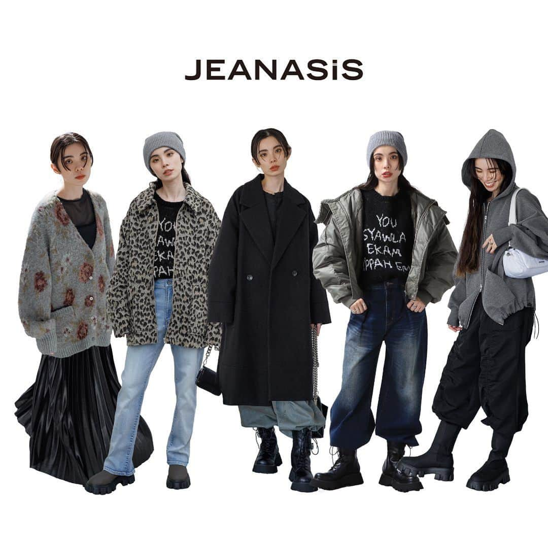 ジーナシスさんのインスタグラム写真 - (ジーナシスInstagram)「・ ◆JEANASIS RECOMMEND STYLE◆ ✔︎画面をタップしてチェック  _____________________________________________ 【紹介アイテム(右から順に)】  ▼パンツ▼ #シャーリングボリュームワイドパンツ_JS  ▼ショートブルゾン▼ #N2Bショートブルゾン_JS  ▼コート▼※WEB限定 #ウーリーテックBIGカラーコート_JS  ▼ミドルコート▼ #シャギーZIPミドルコート_JS  ▼カーディガン▼ #5GフラワーラメフェザーVカーディガン_JS _____________________________________________  _____________________________________________ 商品詳細は製品タグ or TOPページURLよりチェック ▷▷▷ @jeanasis_official  『#ジーナスタッフスタイリング』をフォロー🤝 ▷▷▷全国のスタッフによるスタイリングを毎日更新中！ _____________________________________________  #JEANASIS #ジーナシス #ジーナシスト #ootd #fashion #tokyo #2023AW #大人カジュアル #大人シンプル #カーディガン #カーディガンコーデ #パンツ #パンツコーデ #ニット #ニットコーデ #アウター  #アウターコーデ  #シャギーコート #デニム #デニムコーデ #ブーツ #ブーツコーデ #厚底ブーツ #ニット帽」10月18日 17時22分 - jeanasis_official