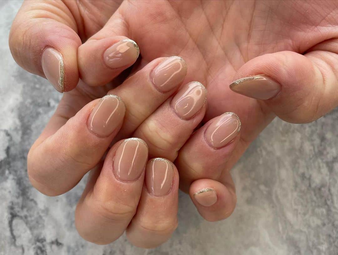 高橋みゆきさんのインスタグラム写真 - (高橋みゆきInstagram)「ネイル💅チェーンジ🎶 そして色ちゃん姉妹のベビーに癒された〜🥰姉妹でほぼ同じ時期に出産🤰🤰男の子と女の子❤️ただただ可愛い🥹」10月18日 17時31分 - shin_miyukichi