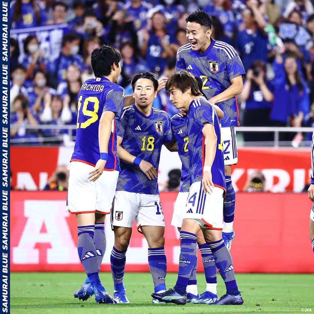 日本サッカー協会さんのインスタグラム写真 - (日本サッカー協会Instagram)「. 【2023.10.17 Photo Report③📸】  🏆#キリンチャレンジカップ 2023 🇯🇵#SAMURAIBLUE 2-0 チュニジア代表🇹🇳 ⌚️19:10(🇯🇵) 🏟️ノエビアスタジアム神戸(兵庫)  23 #鈴木彩艶(GK) 2 #菅原由勢 4 #板倉滉 5 #守田英正 6 #遠藤航(C) 11 #古橋亨梧 14 #伊東純也 16 #冨安健洋 20 #久保建英 22 #中山雄太 24 #旗手怜央  𝐒𝐔𝐁🔄 1 #小島亨介(GK) 12 #大迫敬介(GK) 3 #谷口彰悟 7 #川辺駿 8 #南野拓実 9 #上田綺世 13 #中村敬斗 15 #伊藤敦樹 17 #田中碧 18 #浅野拓磨 19 #町田浩樹 25 #奥抜侃志 26 #毎熊晟矢 27 #橋岡大樹  監督 #森保一  #夢への勇気を #SAMURAIBLUE #jfa」10月18日 17時43分 - japanfootballassociation