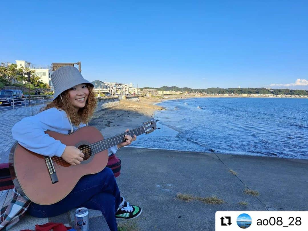 HanaHさんのインスタグラム写真 - (HanaHInstagram)「11/24鎌倉 acoustic solo live 麻心珈琲で🏝️ ゲストにガーナで子どもシェルターを運営してる @inna_project_ 🇬🇭 マスターのKAZZさんは青年海外協力隊としてアフリカでギターを教えていた事もあり、お2人から音楽やアフリカのこと、教えてもらえたらと思います。超楽しみ！  11/24 fri.  Hanah Spring Acoustic Live  at @magokoro_coffee Kamakura LIVE: Hanah Spring(Vo, Gt) Guest:  Inna Yamaguchi (Speaker) Opening act: Kazz(Gt,vo) Charge ¥2500 （plus Donation) open 18:00 | start 19:00-   (100% of Profit goes to Inna Project) @inna_project_ 収益は全て寄付になります  Food: @thai_restaurant889  ticket instagram DM → @magokoro_coffee   鎌倉市長谷２-8-11-1F  #kamakura #japan #africa #jica #innahouse #hanahspring #magokorocoffee」10月18日 17時55分 - hanah_spring