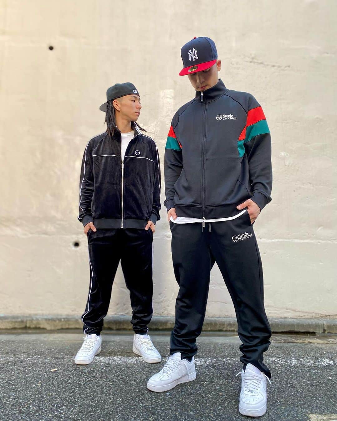 GROW AROUNDのインスタグラム：「#growaroundnewarrivals   SERGIO TACCHINI  PERO TRACK JACKET & PANTS  LIONI VELOUR TRACK JACKET& PANTS  今年もSET UPが大量に入荷致しました👍🔥  この時期に1番使い勝手のいいアイテムです🍂  全8型WEB UP完了しております✅」