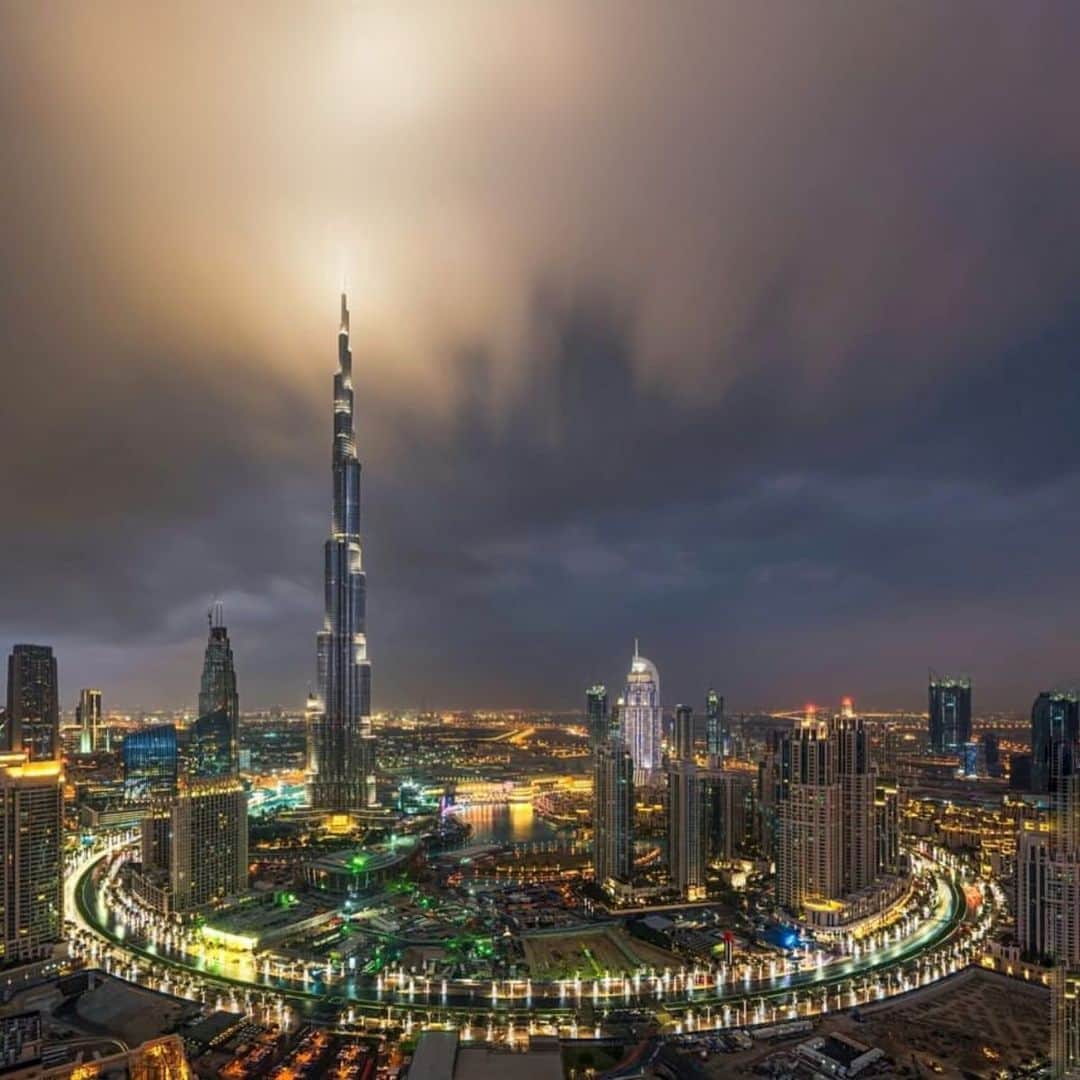 ドバイさんのインスタグラム写真 - (ドバイInstagram)「Mohammed Bin Rashid Boulevard #Dubai #DownTown 📷:@albertdrosphotography」10月18日 18時48分 - dubai