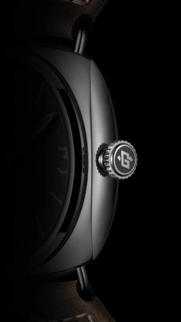 オフィチーネ パネライのインスタグラム：「Stay tuned for a unique masterpiece that pays homage to Panerai's rich heritage. Available from October 24th.  #Panerai #PaneraiRadiomir」
