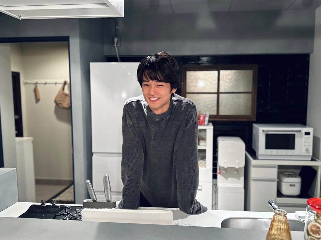 中川大輔さんのインスタグラム写真 - (中川大輔Instagram)「今日、夜10時から『コタツがない家』始まります！」10月18日 19時06分 - nakagawadaisuke_official