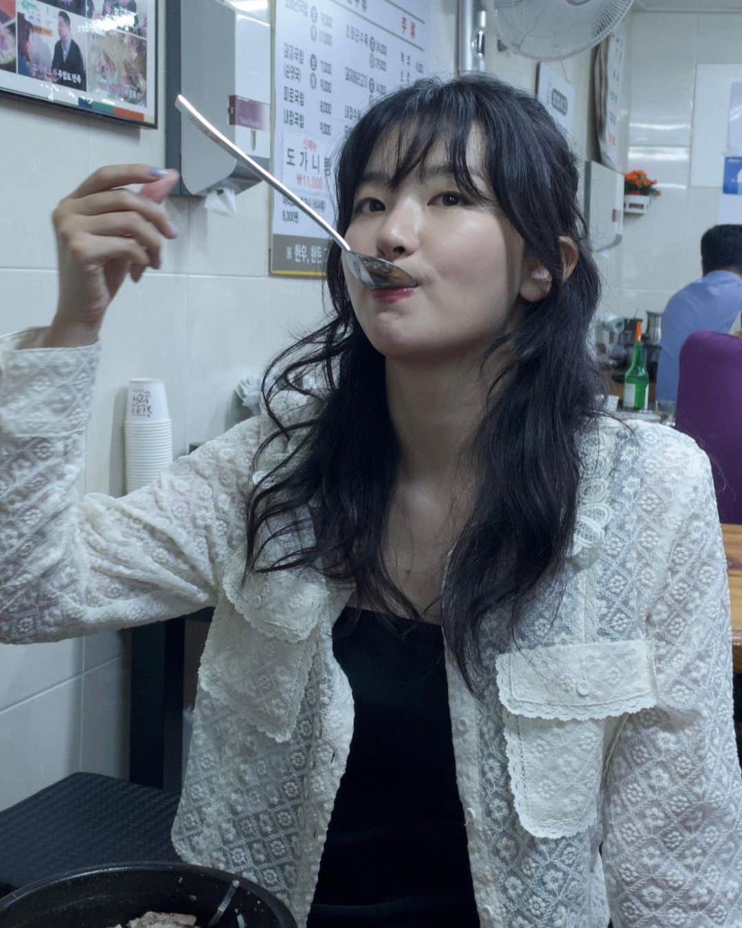 のインスタグラム：「몸뜨시게 냠냠🐷」