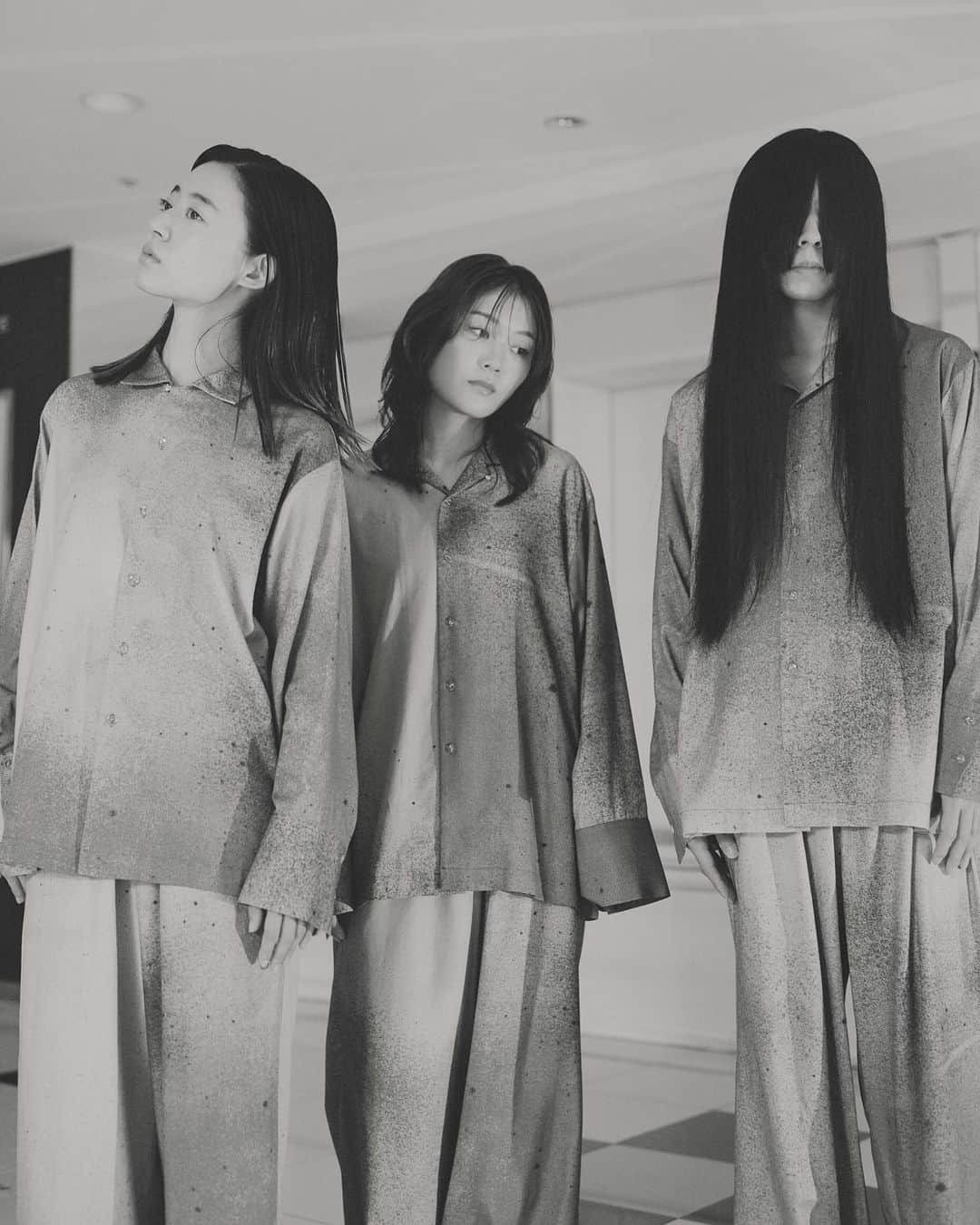 Kisshomaru S.のインスタグラム：「Hitsujibungaku @hitsujibungaku for @pammofficial   hair&make @kikamkn  designer @spoken.words.project  special thanks @uenoshita_studio」